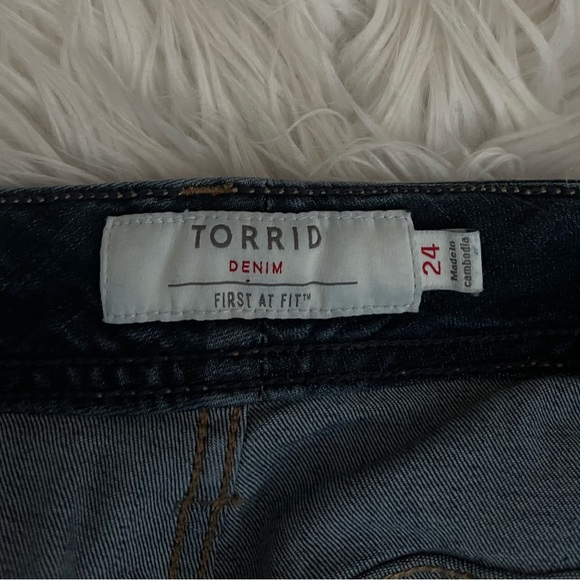 {Torrid} Luxe Slim Boot Jeans in Blue - Womens 24 - Picture 9 of 11